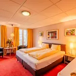 Staubbach Hotel 2*