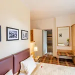 Hotel Staubbach 2*