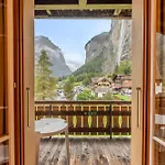 Hotel Staubbach 2*