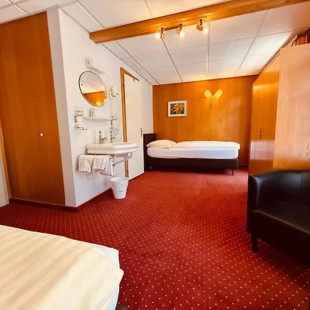 슈타우바흐 호텔 라우터브루넨