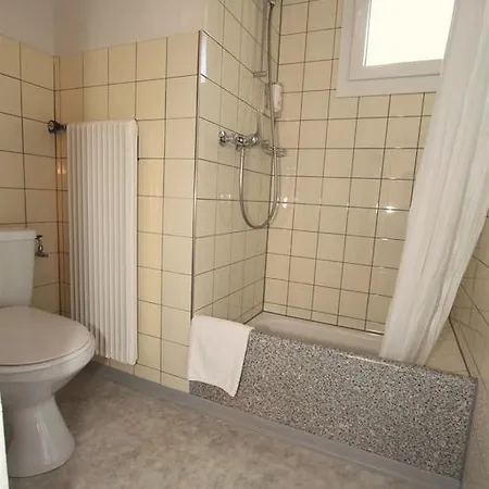 Staubbach Hotel 2*