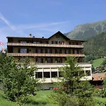 Staubbach Отель