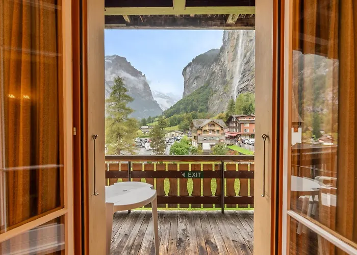 Отель Staubbach 2*